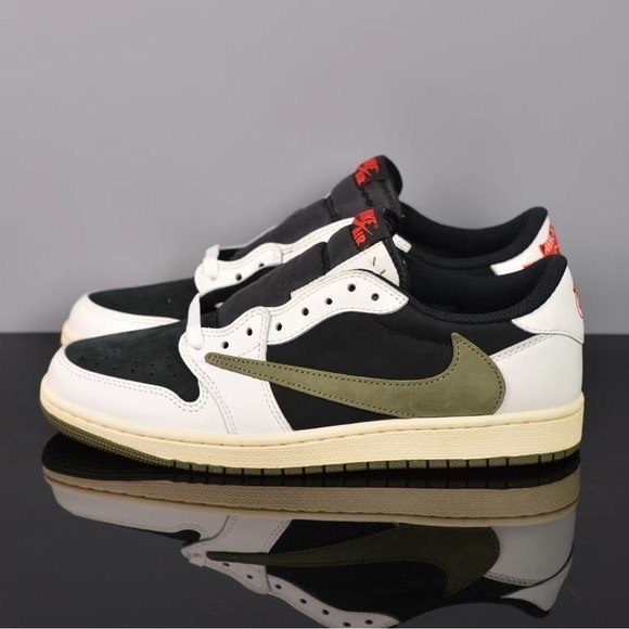 Air Jordan 1 low Travis Scott Olive